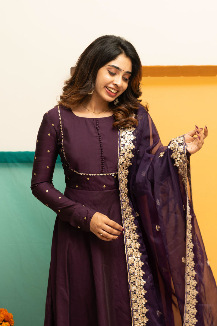 Nirainila Violet | Shobitam Custom Gowns | Made To Order