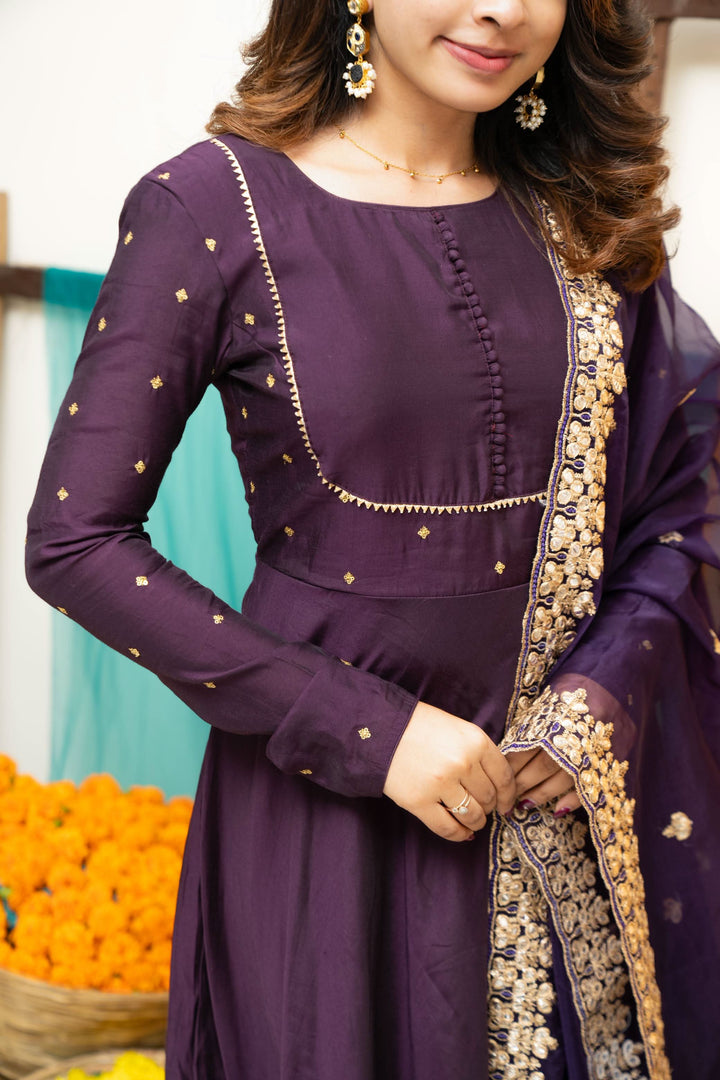 Nirainila Violet | Shobitam Custom Gowns | Made To Order