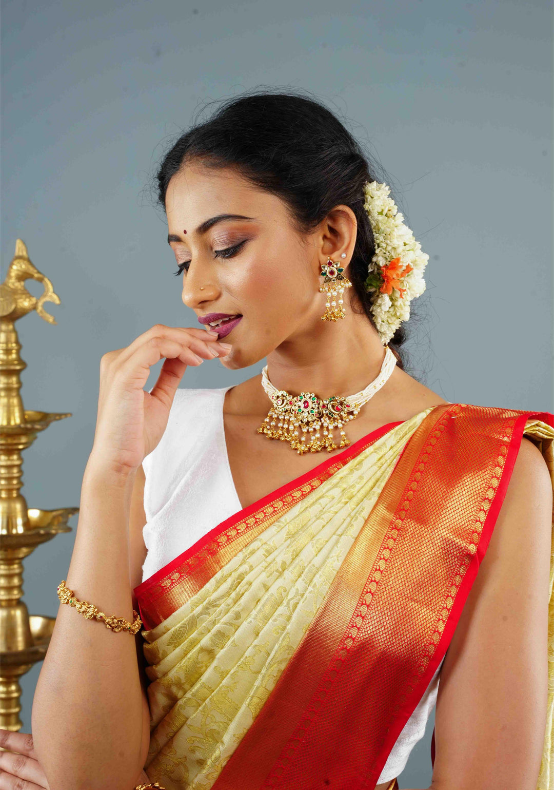 White Ahmedabadi kundan multistrand necklace set with dangling pearl | Shobitam Jewelry