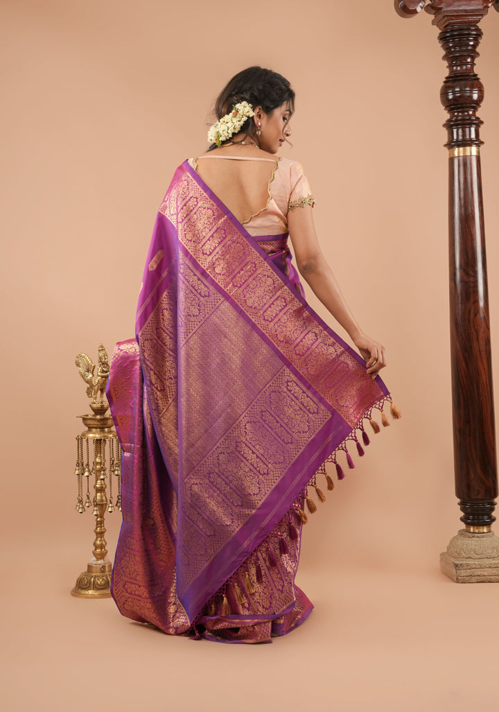 Purple shot color pure handwoven Gadwal silk saree with ornate arches border | SILK MARK CERTIFIED