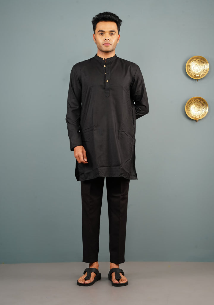 Men Cotton Blend Kurta in Black