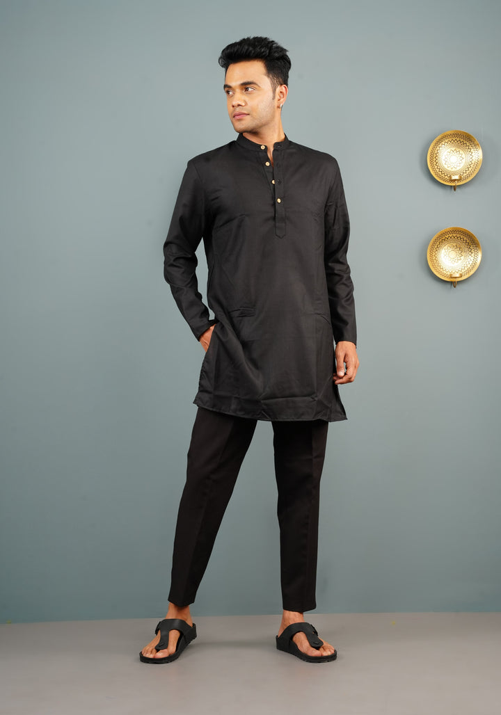 Men Cotton Blend Kurta in Black