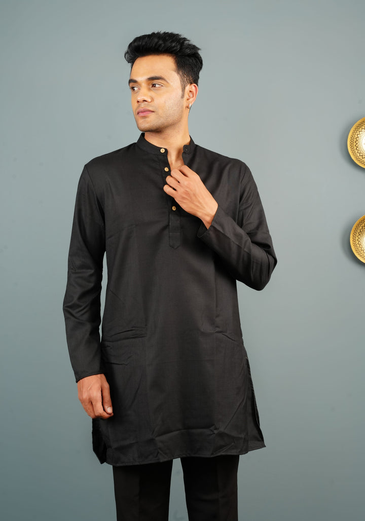 Men Cotton Blend Kurta in Black