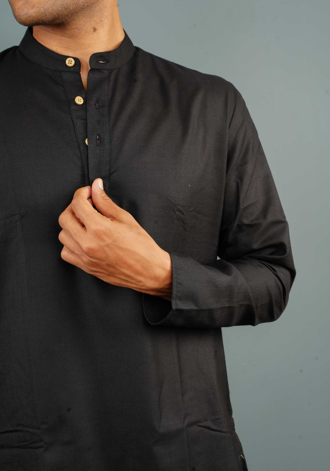 Men Cotton Blend Kurta in Black