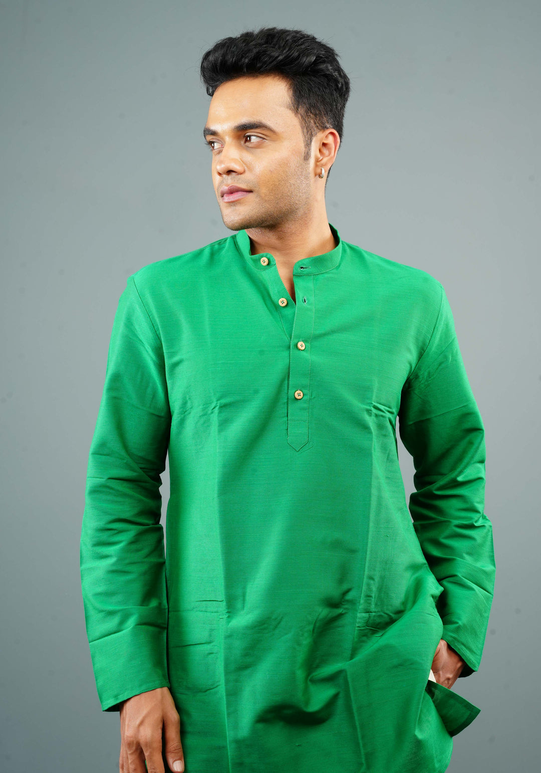 Men's Green Cotton Solid Straight Short Kurta