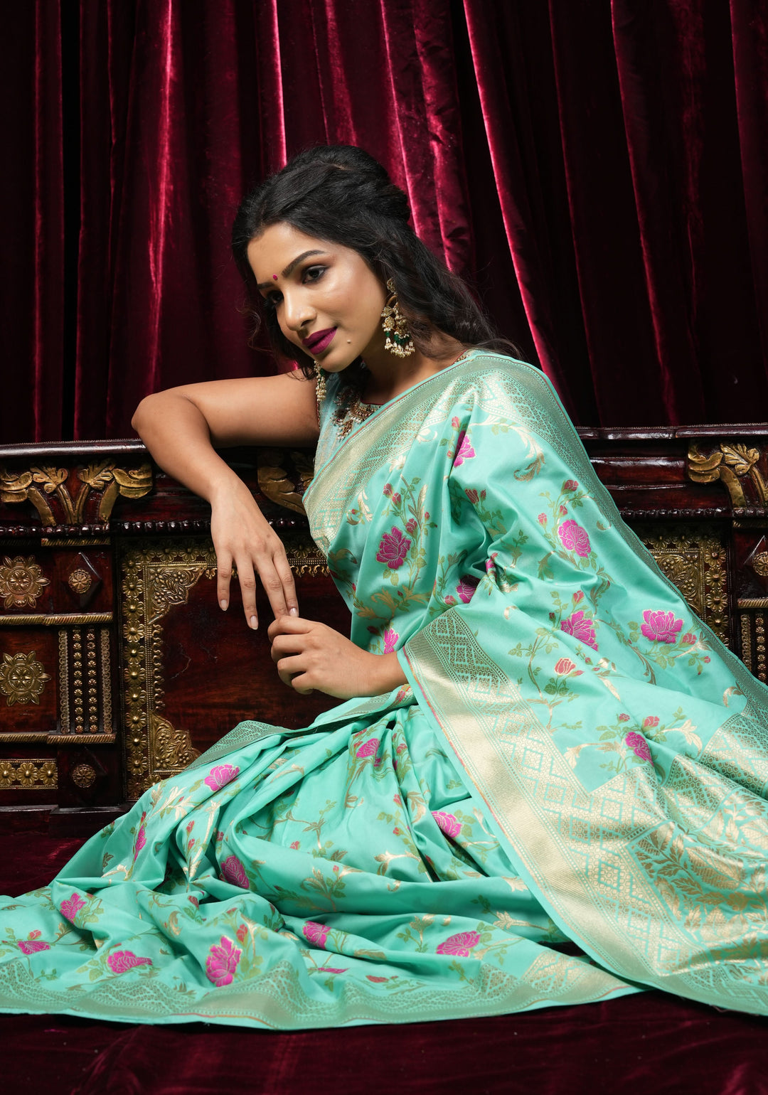 Aqua Exquisite Meenakari Rose Jaal Semi Silk Saree and zari border