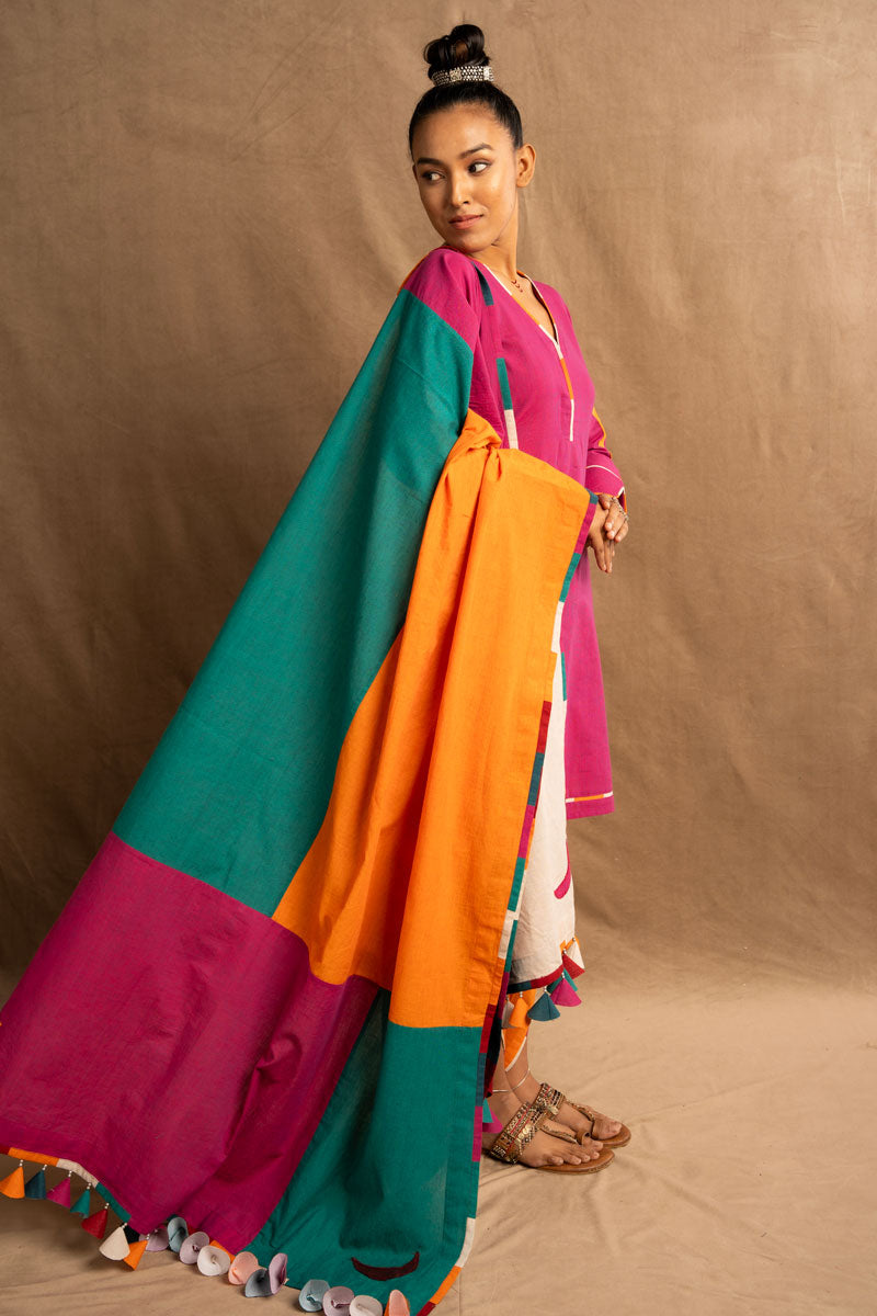 Pāṭalachandraḥ dupatta | SHOBITAM