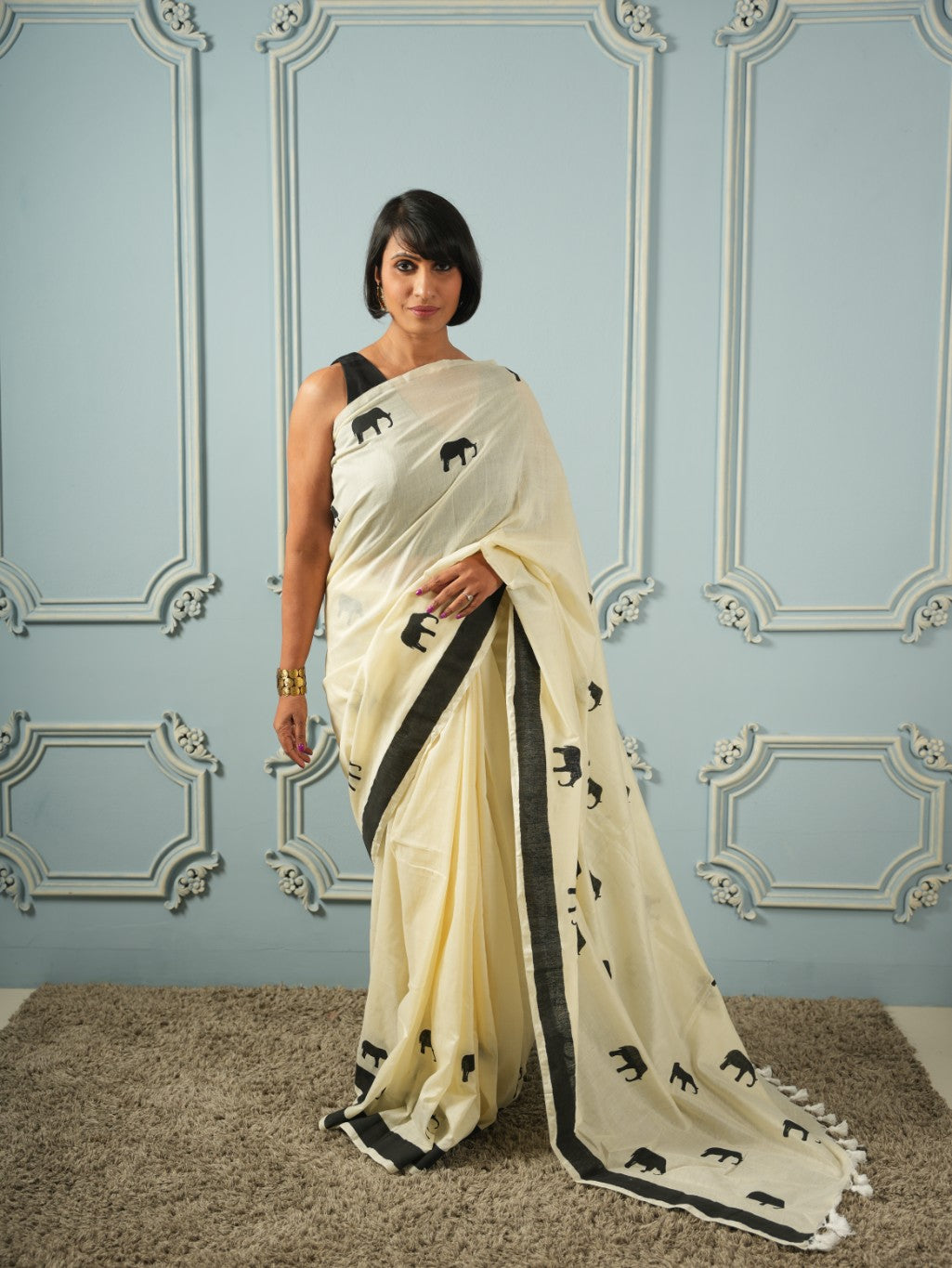 GajaGamini- Off White HandBlock Cotton Saree | SHOBITAM