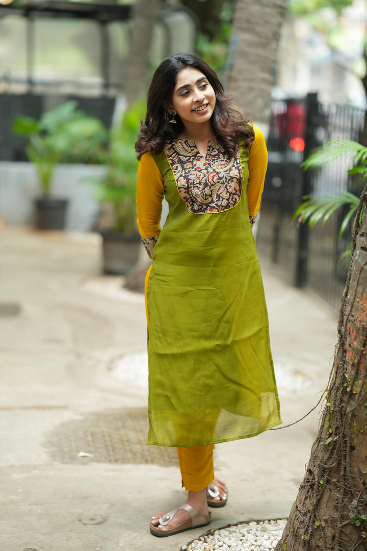 Samriddhi Green Kurti (Set of 2) | Made To Order