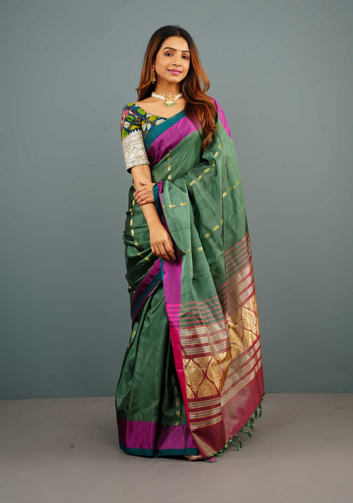Elegant Green Vegan Handloom Saree with Dual-Tone Border and Resham Work, no Blouse piece