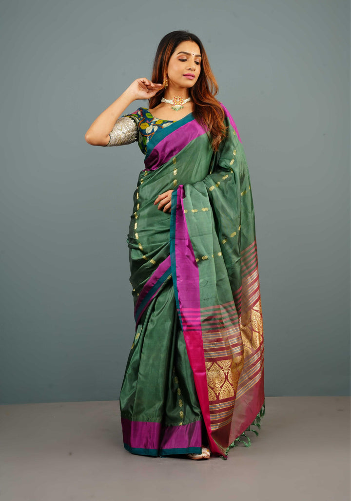 Elegant Green Vegan Handloom Saree with Dual-Tone Border and Resham Work, no Blouse piece