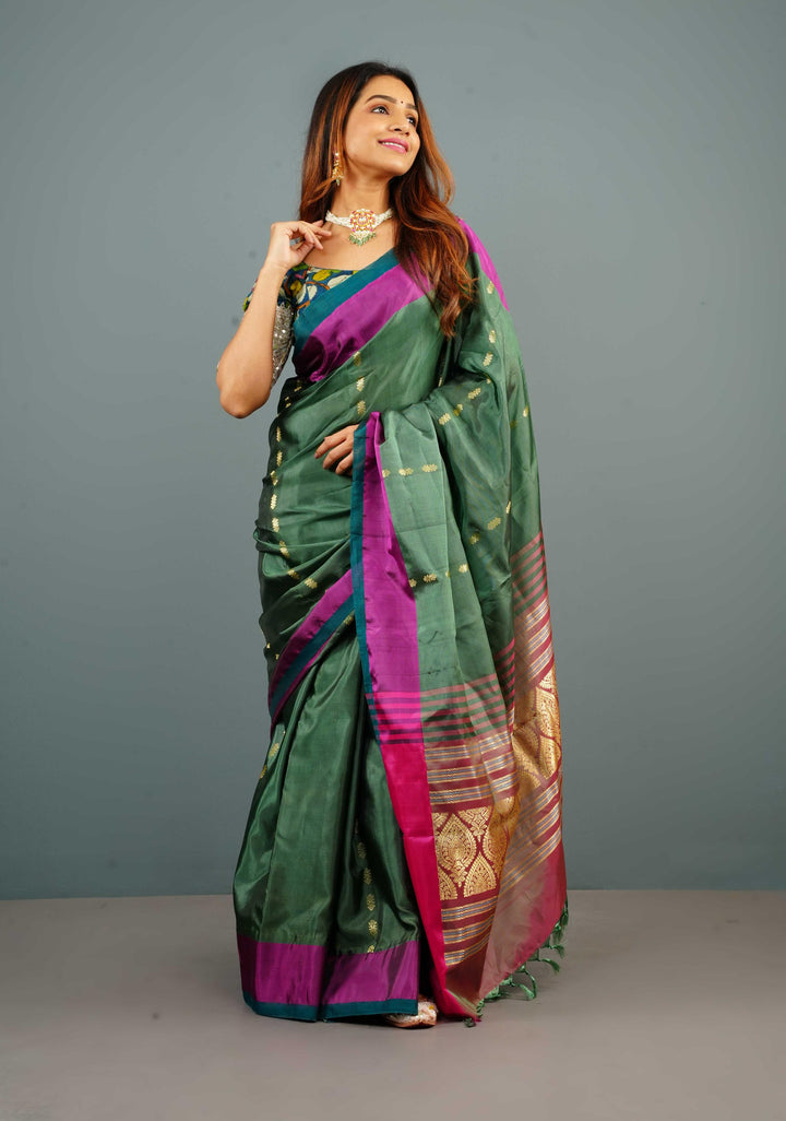 Elegant Green Vegan Handloom Saree with Dual-Tone Border and Resham Work, no Blouse piece
