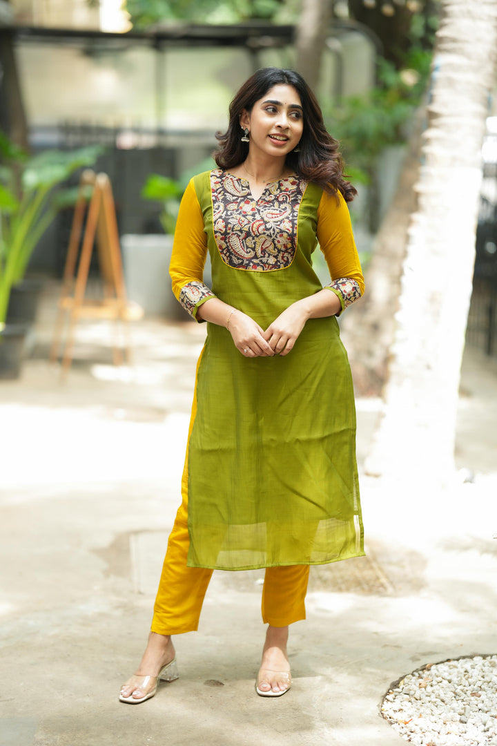 Samriddhi Green Kurti (Set of 2) | Made To Order