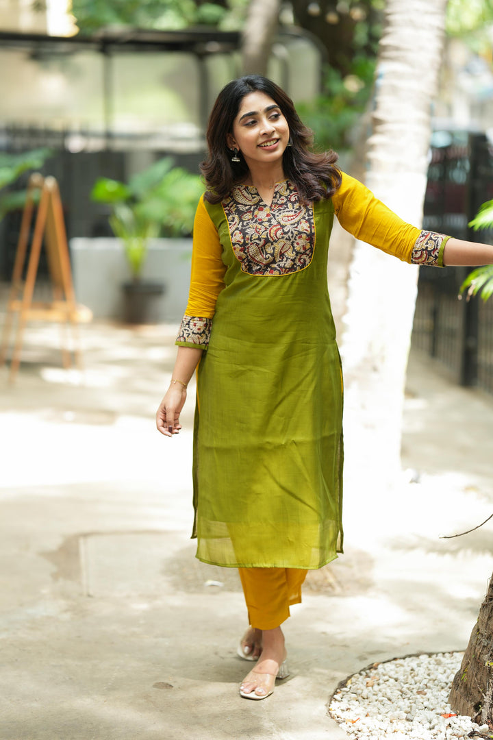 Samriddhi Green Kurti (Set of 2) | Made To Order