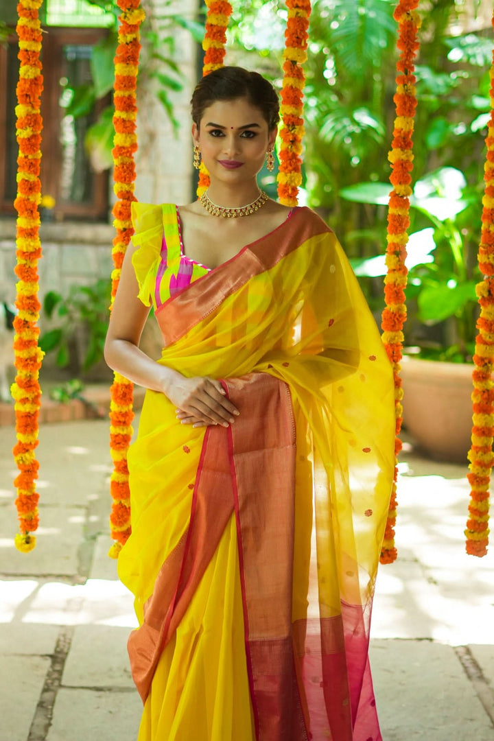 Handwoven Maheshwari Silk Cotton Saree in Yellow and Pink with zari borders