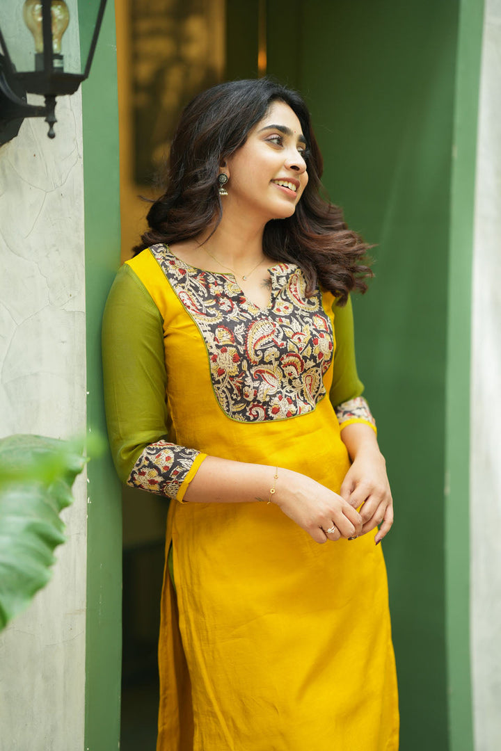 Samriddhi Yellow Kurti (Set of 2) | SHOBITAM