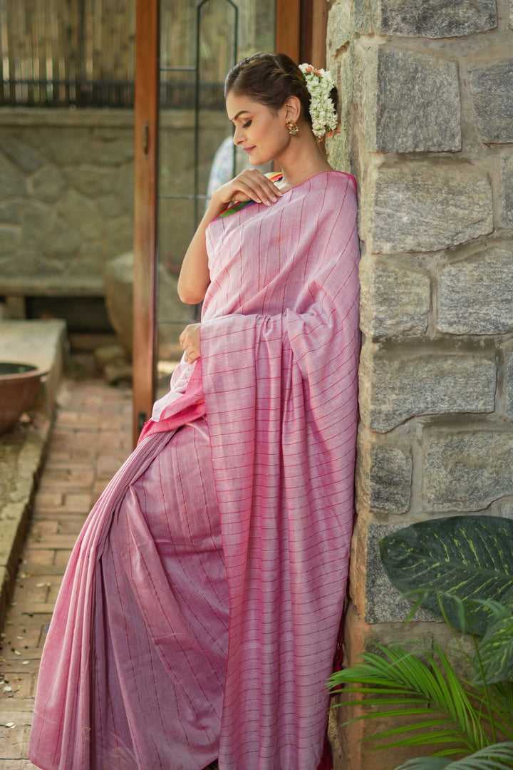 Handwoven Maheshwari Reversible Saree in Cotton in Baby pink and red dual tone No blouse Piece