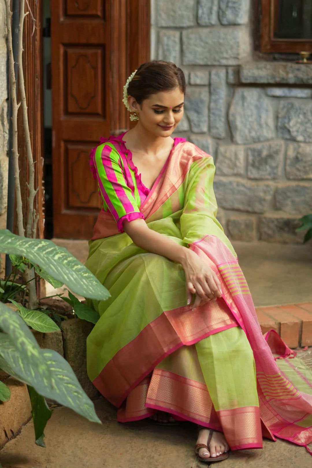 Handwoven Maheshwari silk cotton saree in Pista Green with Zari Checks