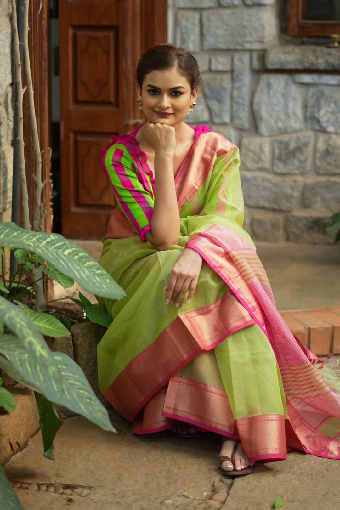 Handwoven Maheshwari silk cotton saree in Pista Green with Zari Checks