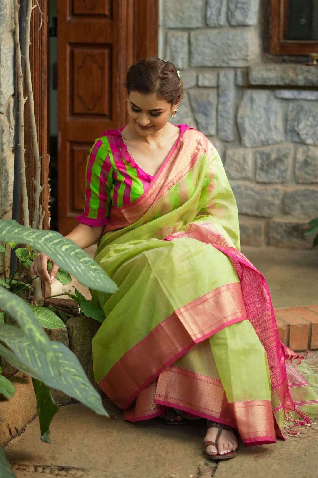 Handwoven Maheshwari silk cotton saree in Pista Green with Zari Checks