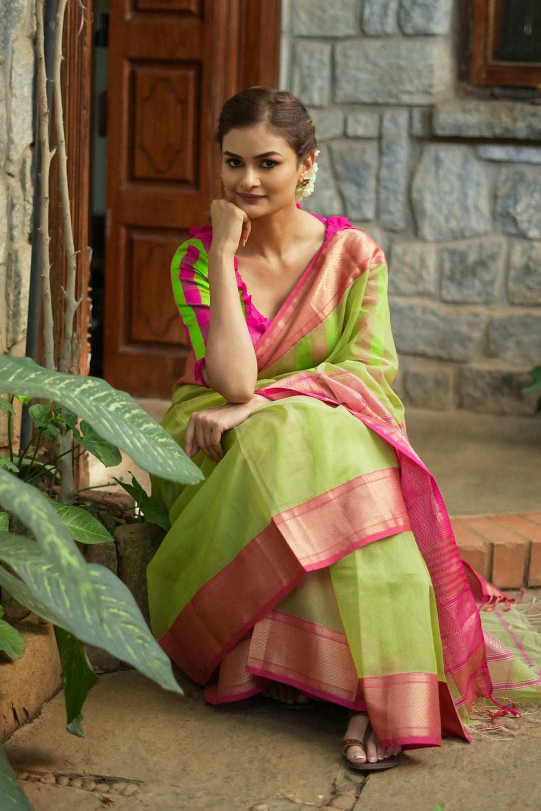 Handwoven Maheshwari silk cotton saree in Pista Green with Zari Checks