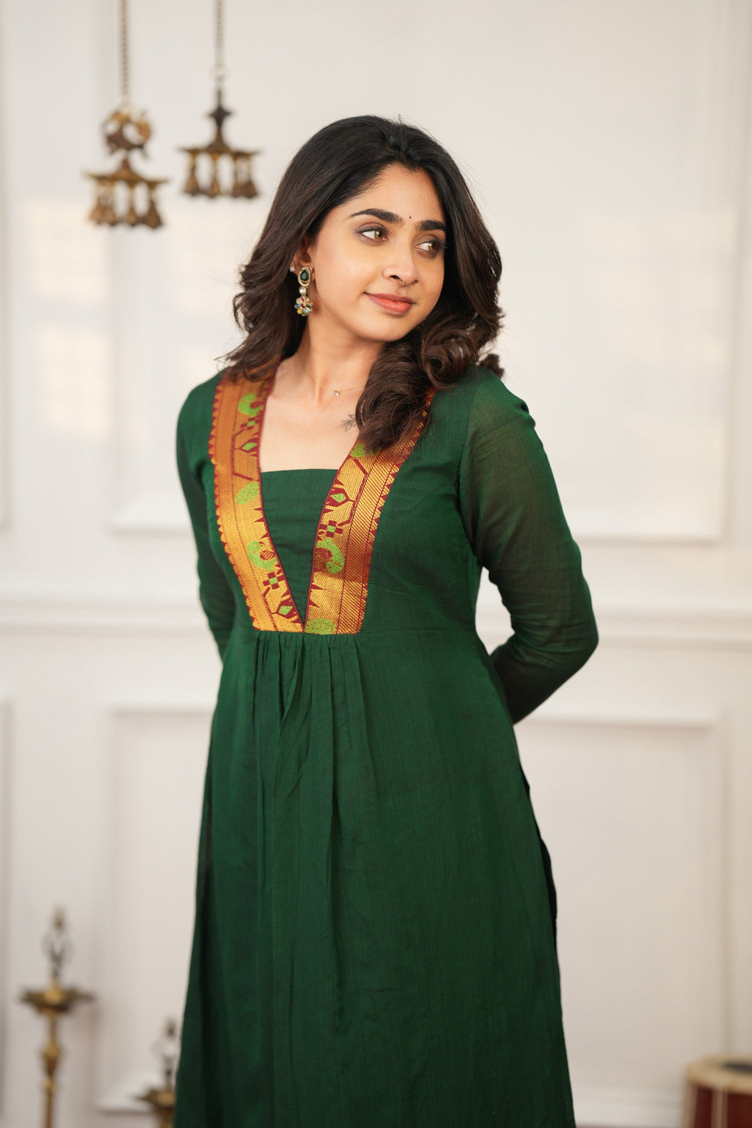 Brindha Green kurta set (Set of 3)|Made To Order