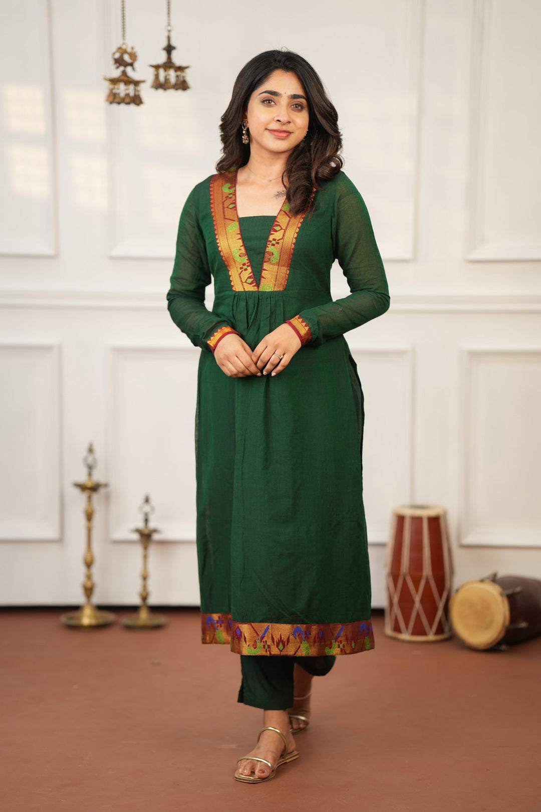Brindha Green kurta set (Set of 3)|Made To Order