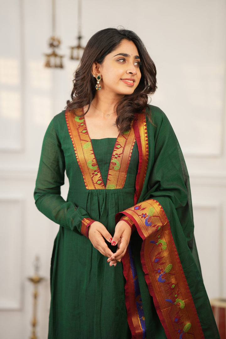 Brindha Green kurta set (Set of 3)|Made To Order