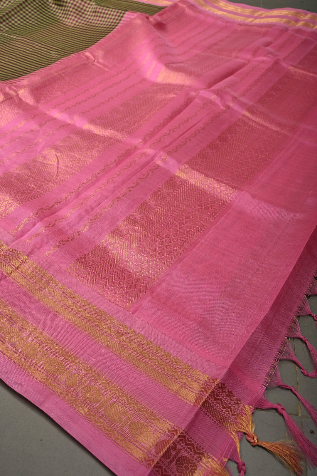 Green Podi-Kattam Checks on Kanchi Silk Cotton Saree with Contrast Pink Rettaipet Zari Border | SHOBITAM