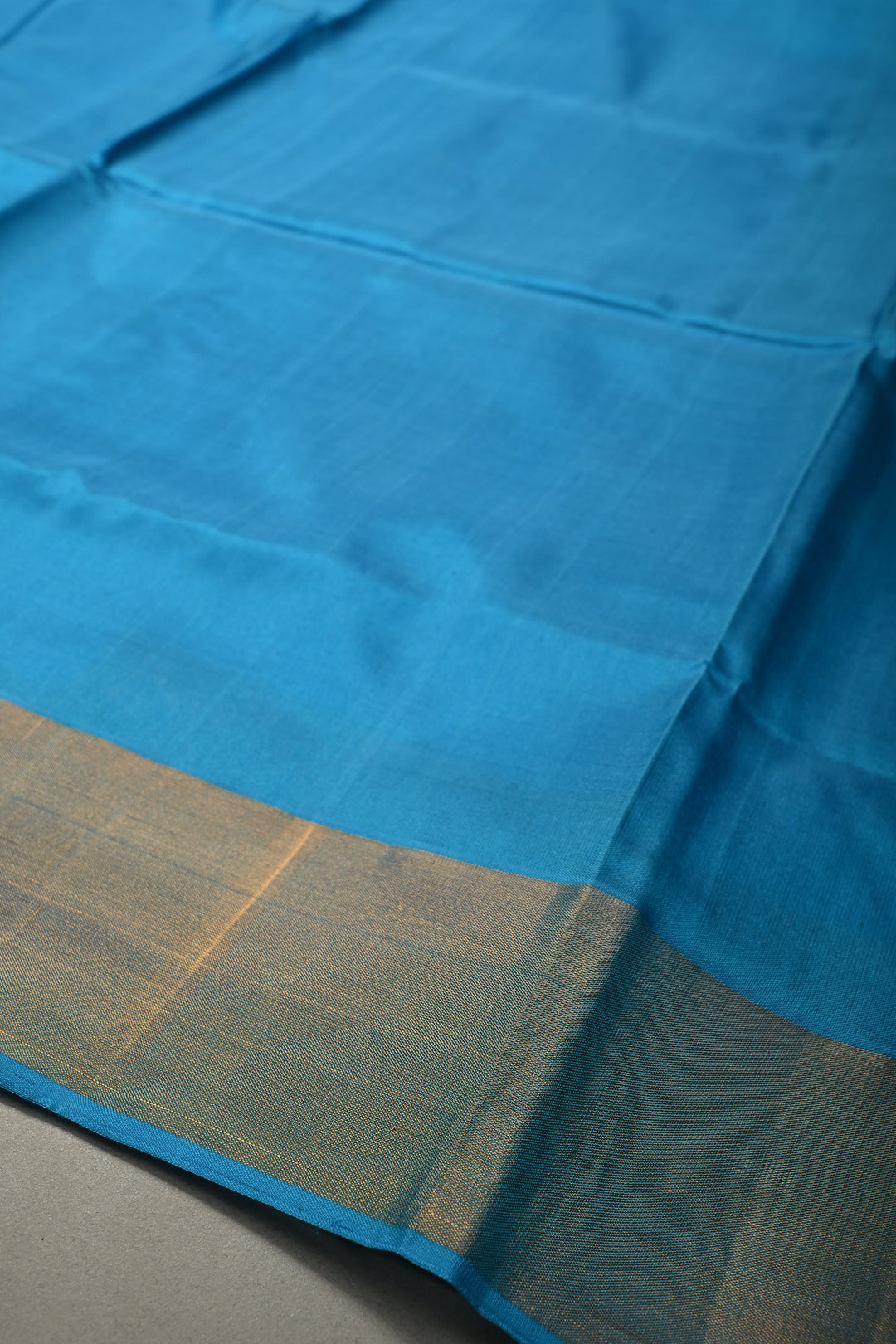 Sky Blue Uppada Handloom Silk Saree with Tissue Zari Border | SILK MARK CERTIFIED | SHOBITAM