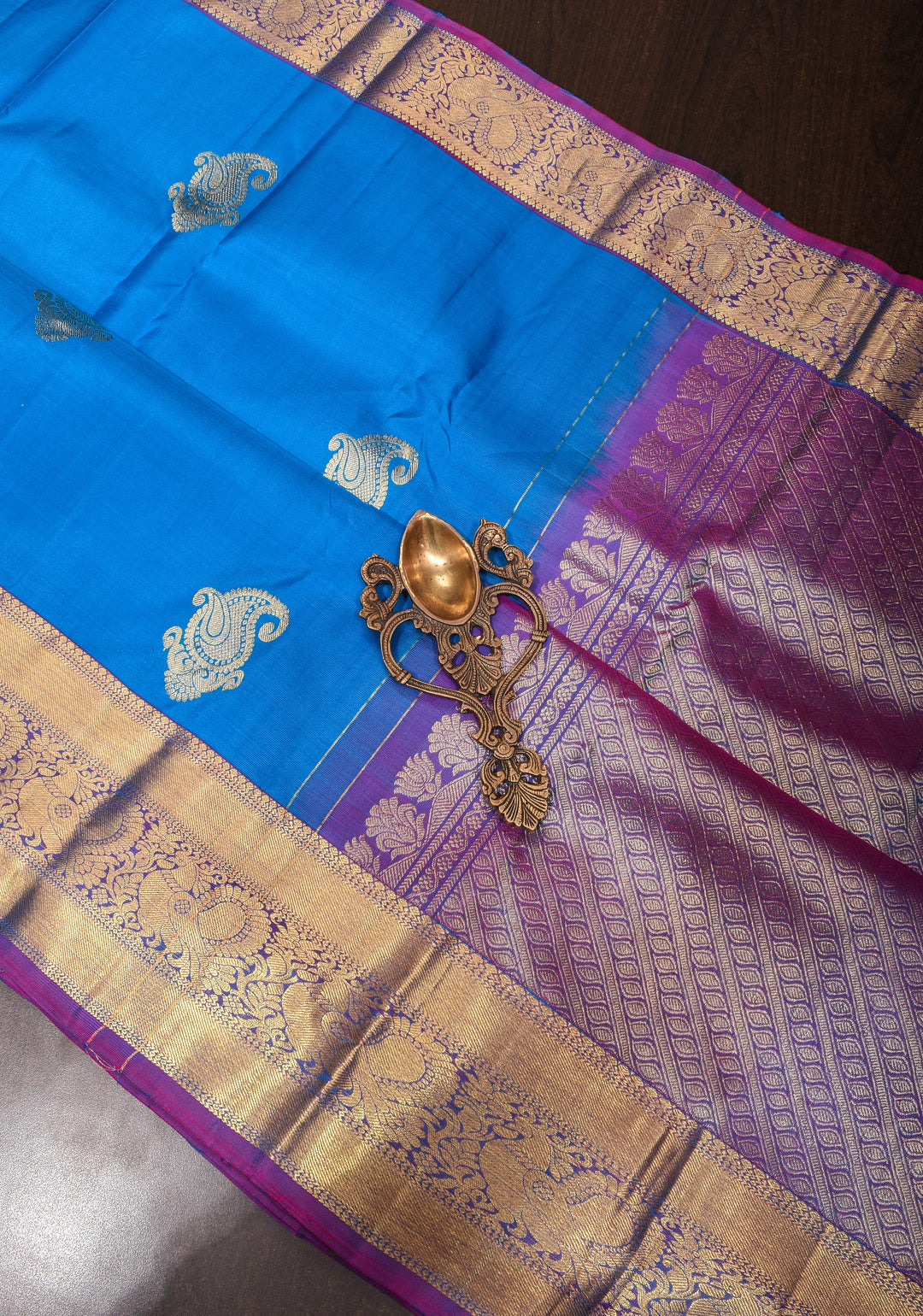 Exquisite Pure Kanjivaram Silk Saree in Blue with Zari Motifs and Zari Border | SILK MARK CERTIFIED