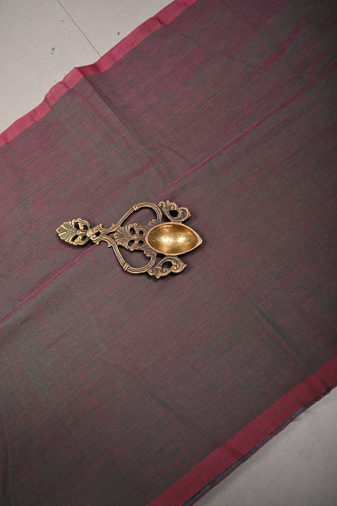 Green-Pink Dual tone Mercerized Mul Cotton Saree with  Long Tassels, No Blouse Piece | SHOBITAM