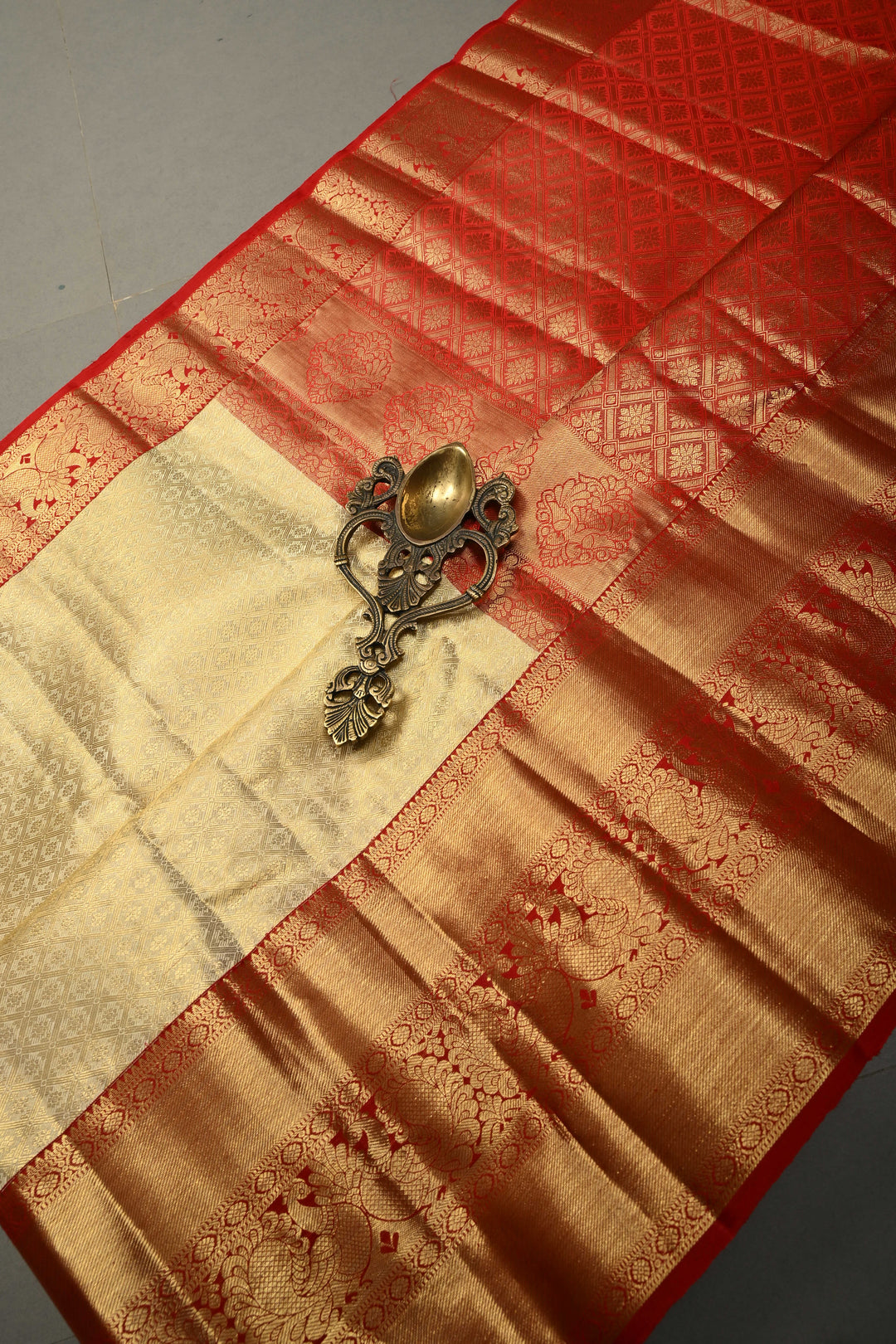 Talambralu Ivory-Gold Pure Kanjivaram Tissue Silk Saree with Geomatric Brocade and Contrast Zari Border | SILK MARK CERTIFIED | SHOBITAM
