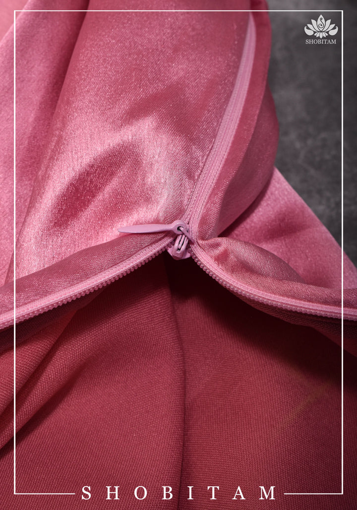 Pink Premium Quality Petticoat for saree, in standard size.