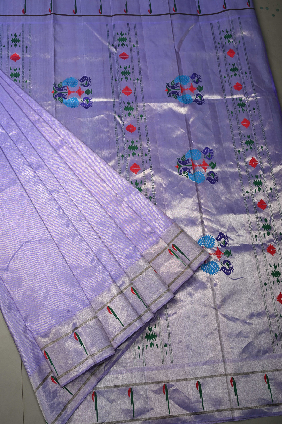 Lavender-Silver Gadwal Paithani Inspired Handloom Tissue Stripes Silk Saree with Single Muniya Borders and Peacock Motifs on Pallu | SILK MARK CERTIFIED