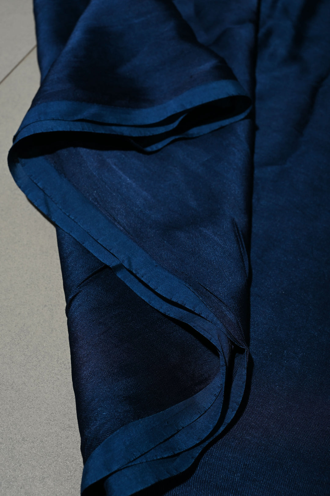 Prussian Blue Borderless Modal Silk Saree with Lagda Patta Crushed Tissue Pallu | SHOBITAM