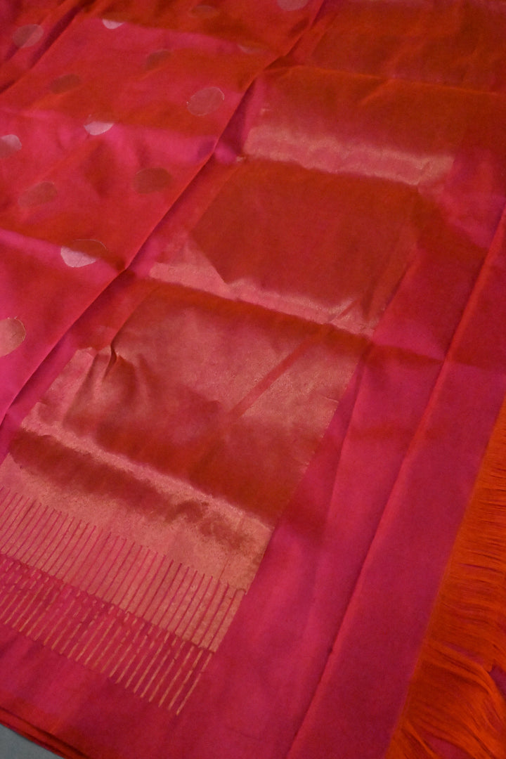 Pink-Orange Dual Tone Borderless Uppada Handloom Silk Saree with Jamdhani Style Sona Rupa Polka Dots  | SILK MARK CERTIFIED | SHOBITAM