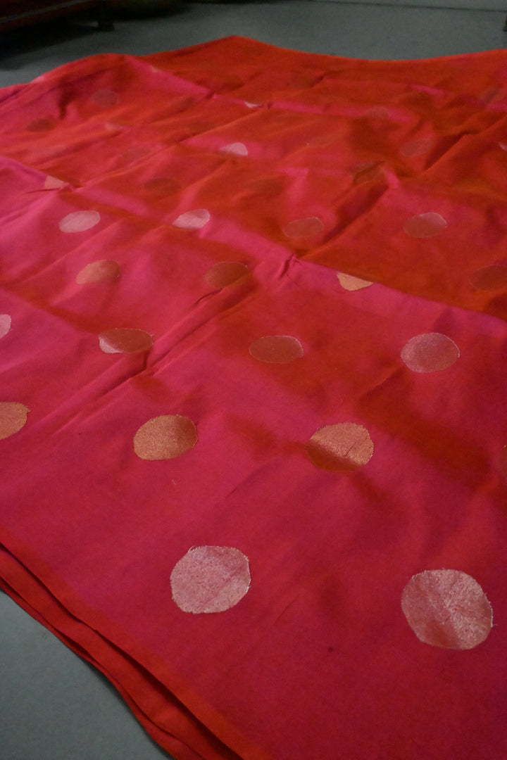 Pink-Orange Dual Tone Borderless Uppada Handloom Silk Saree with Jamdhani Style Sona Rupa Polka Dots  | SILK MARK CERTIFIED | SHOBITAM