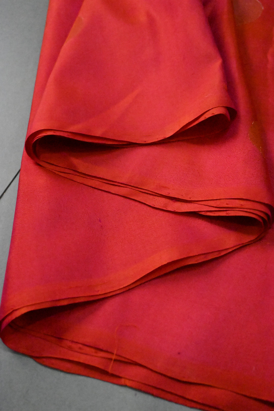 Pink-Orange Dual Tone Borderless Uppada Handloom Silk Saree with Jamdhani Style Sona Rupa Polka Dots  | SILK MARK CERTIFIED | SHOBITAM