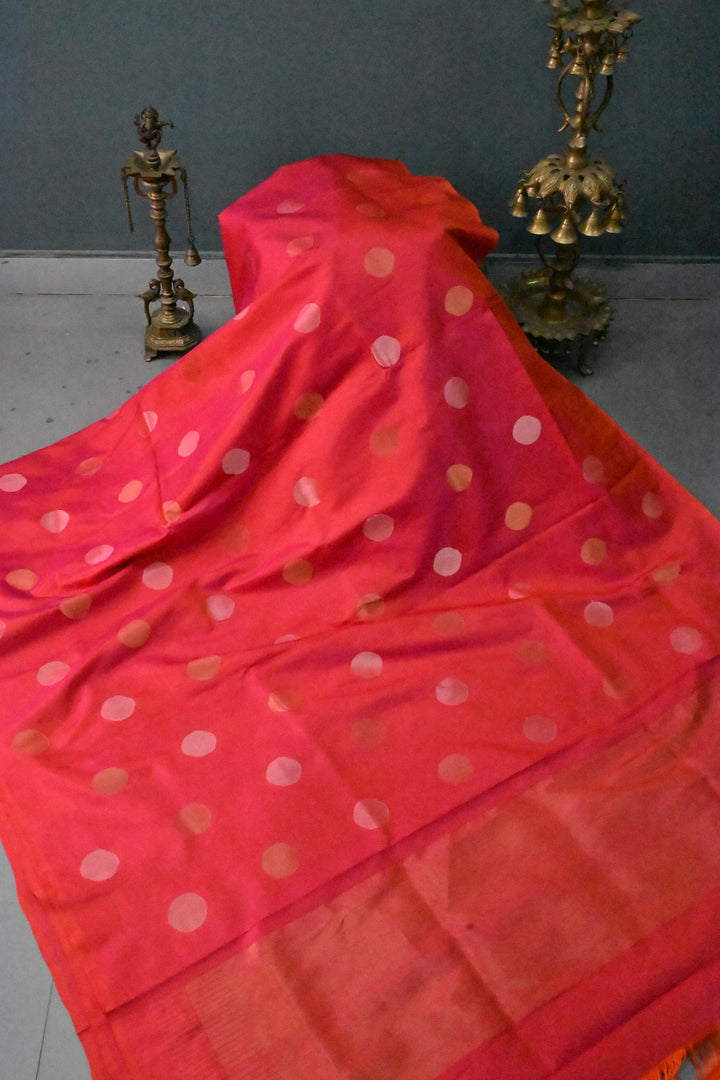 Pink-Orange Dual Tone Borderless Uppada Handloom Silk Saree with Jamdhani Style Sona Rupa Polka Dots  | SILK MARK CERTIFIED | SHOBITAM