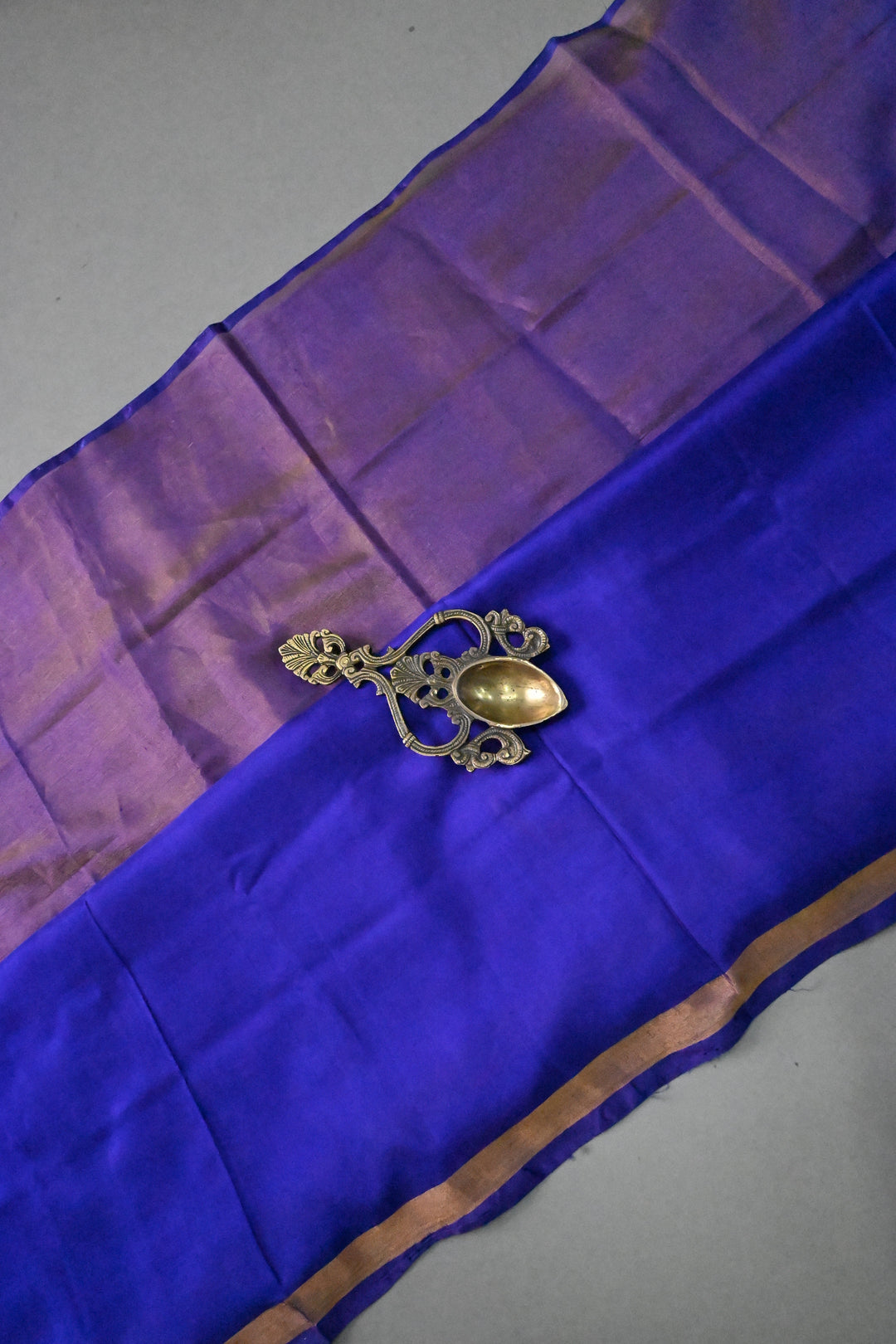 Blue Uppada Handloom Silk Saree with Half Tissue Border | SILK MARK CERTIFIED | SHOBITAM