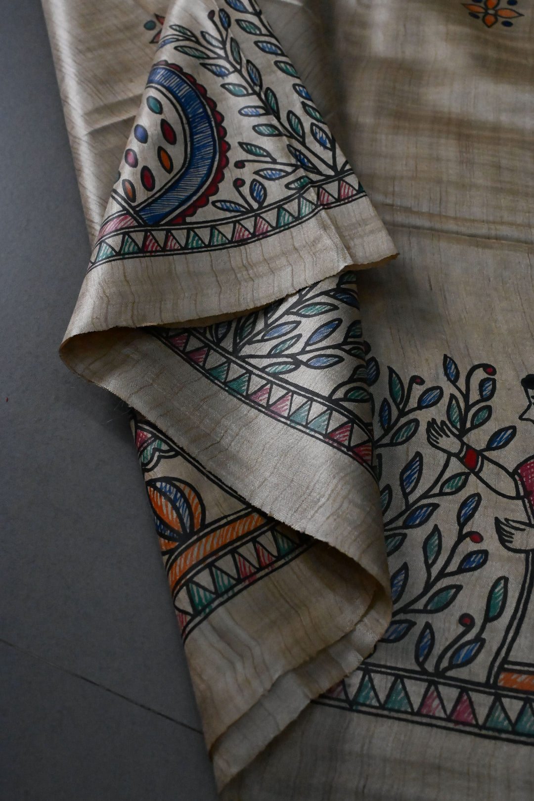 Beige Pure Handloom Tussar Hand Painted Madhubani Saree with Border | SILK MARK CERTIFIED | SHOBITAM