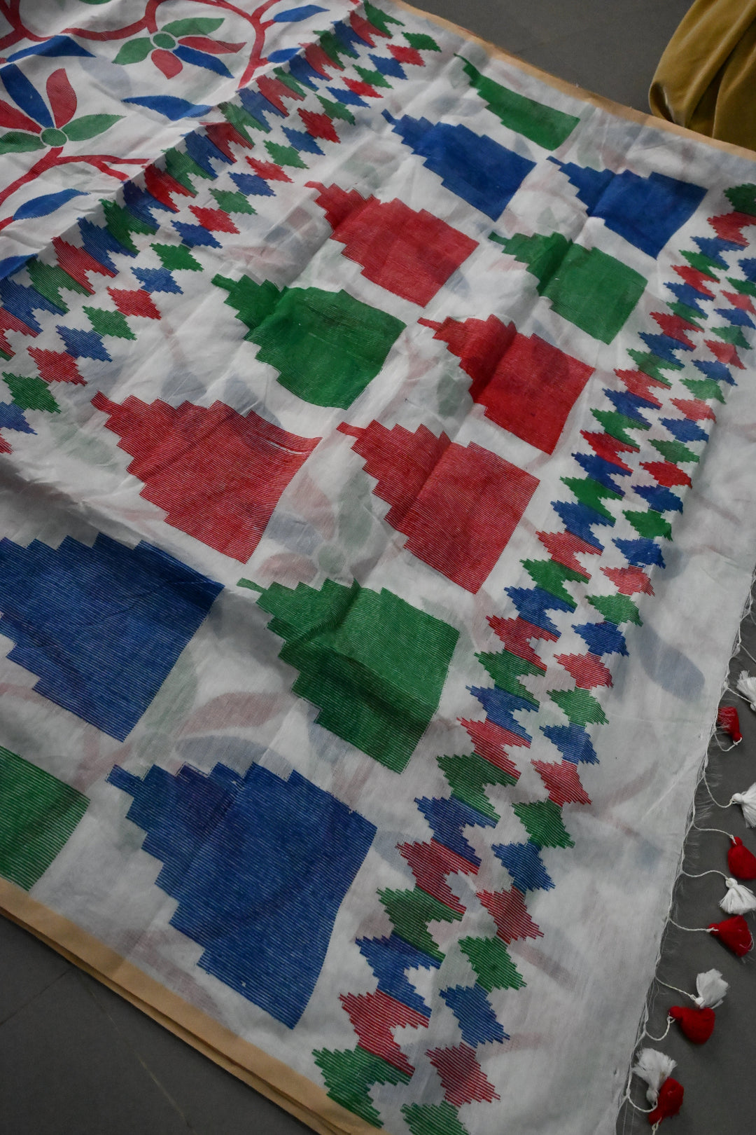 White Uppada Handloom Cotton Saree with Jamdani Style  Screen Print and long Tassels | SHOBITAM