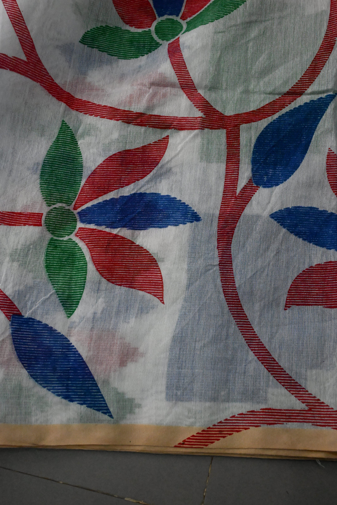 White Uppada Handloom Cotton Saree with Jamdani Style  Screen Print and long Tassels | SHOBITAM