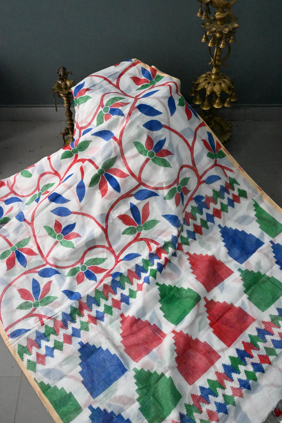 White Uppada Handloom Cotton Saree with Jamdani Style  Screen Print and long Tassels | SHOBITAM