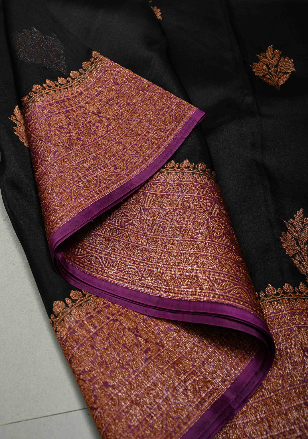 Black Pure Banarasi Kora Silk Saree with Floral Antique Oxidized Zari Buttas and Contrast Zari Border | SILK MARK CERTIFIED | SHOBITAM