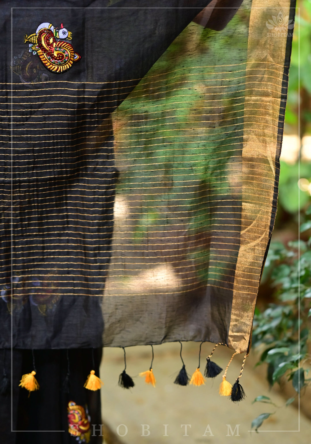 Annapakshi -the divine Swan embroidered motifs on Black Silk Linen Saree