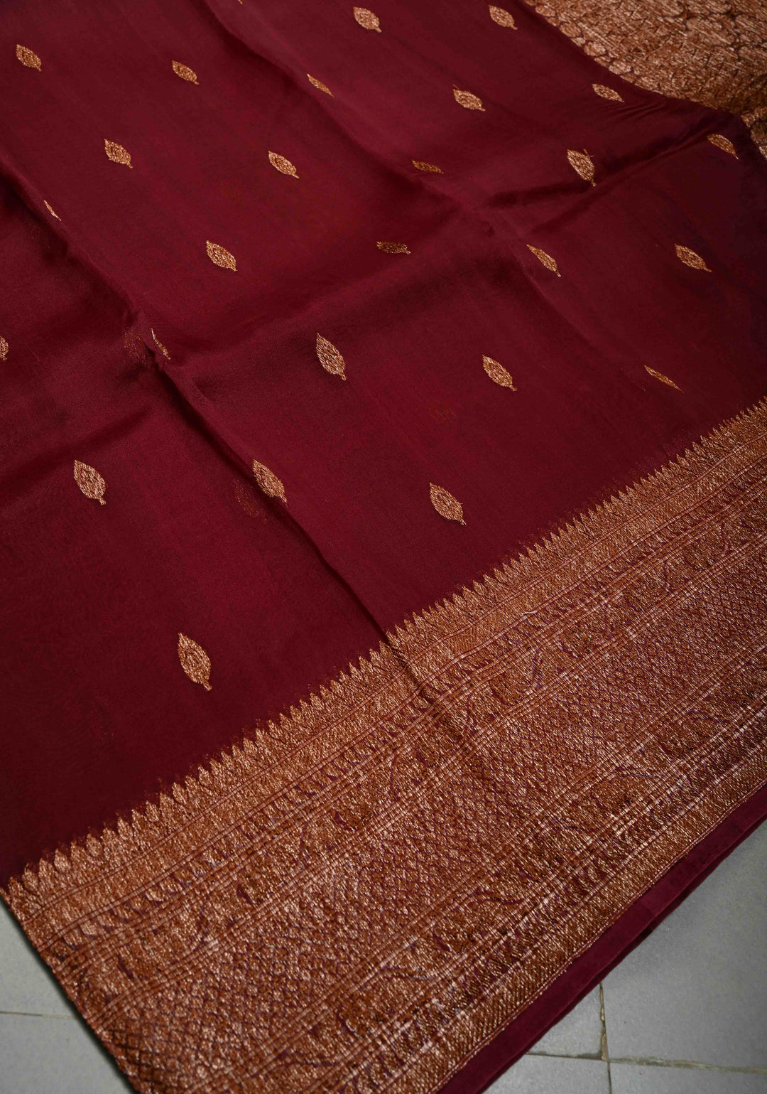 Maroon Pure Banarasi Kora Silk Saree with Floral Antique Zari Buttas and Zari Border| SILK MARK CERTIFIED | SHOBITAM