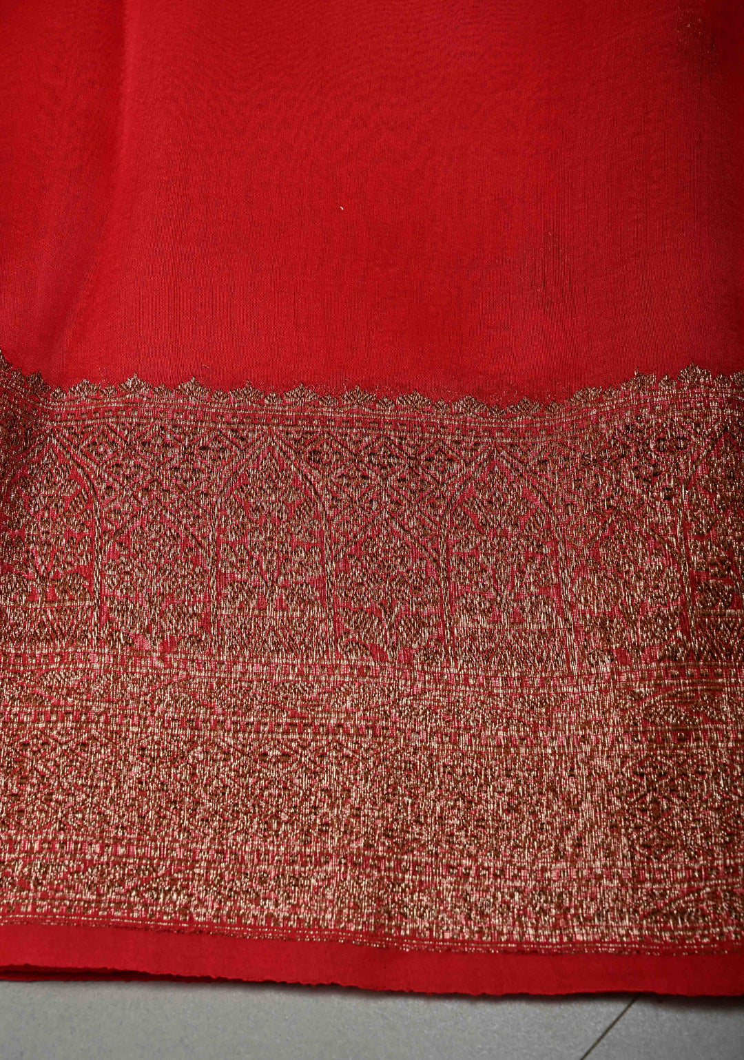 Blood Red Pure Banarasi Kora Silk Saree with Floral Antique Oxidized Zari Buttas and Zari Border| SILK MARK CERTIFIED | SHOBITAM