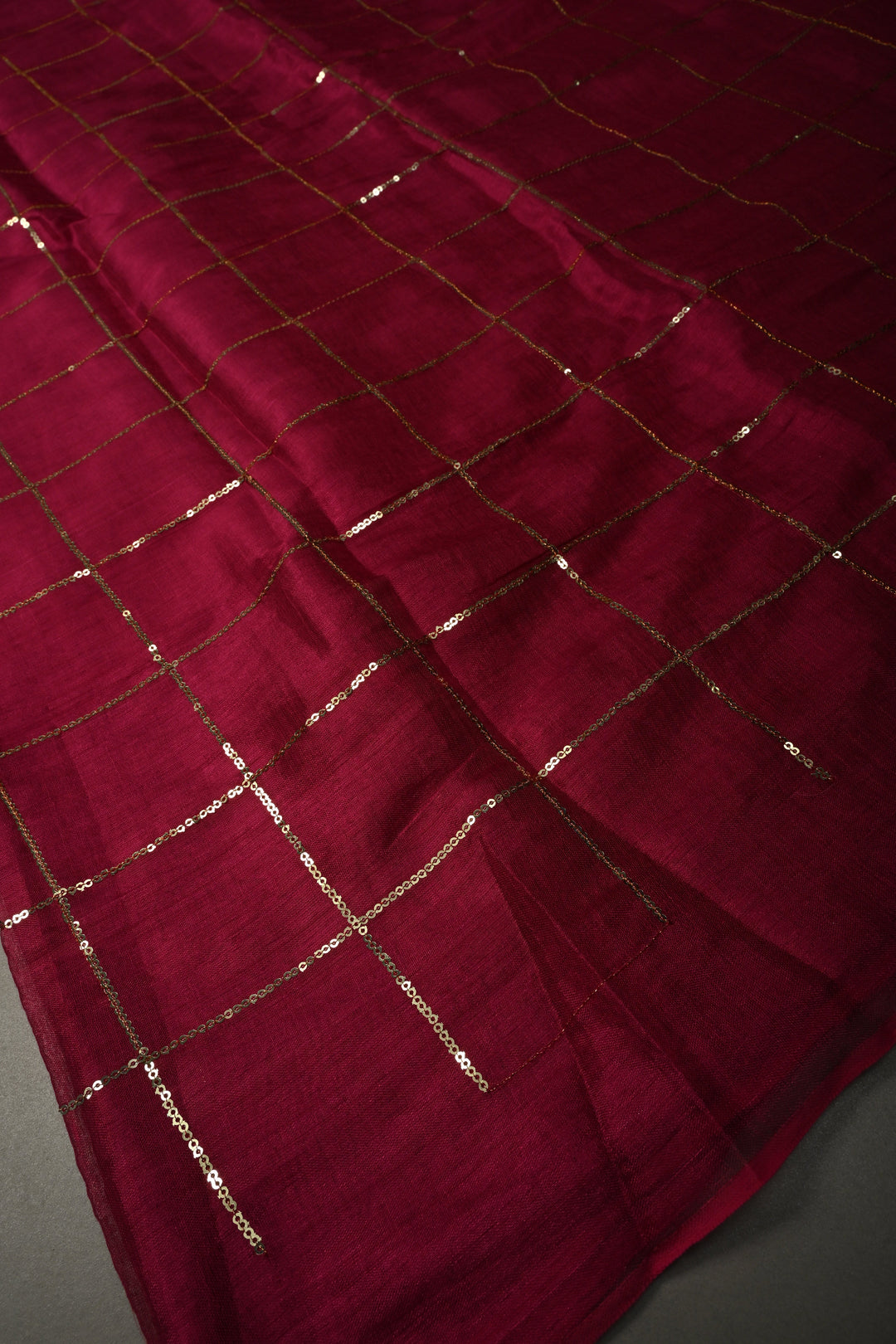 Magenta Tissue by Tissue Saree with Tikki Work and Long Tassels , No Blouse Peice | SHOBITAM